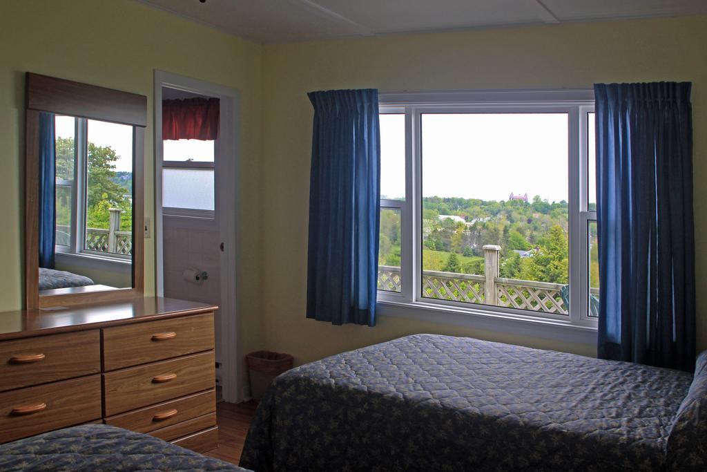 Topmast Motel Lunenburg Pokoj fotografie